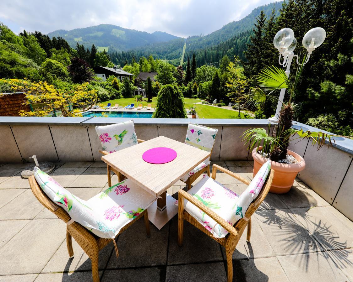 Kolmhof Hotel Bad Kleinkirchheim Exterior photo